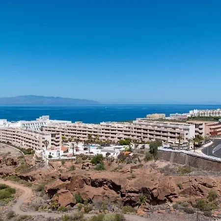 Ocean Garden 2br Climatized Pool & Parking Apartment Costa Adeje (Tenerife)